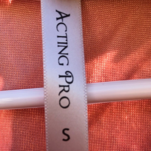 Acting Pro Pink velvet dress - Picture 2 of 3